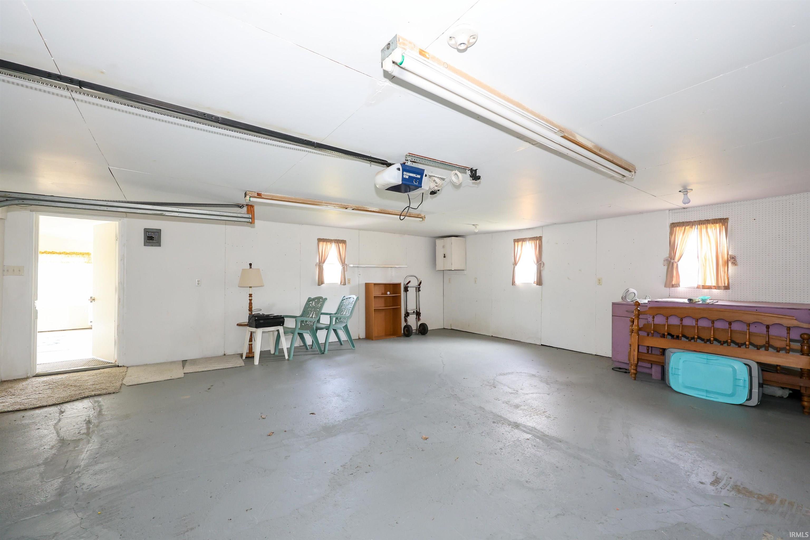 117 Central Avenue Monroeville, IN 46773 - Photo 25 of 35