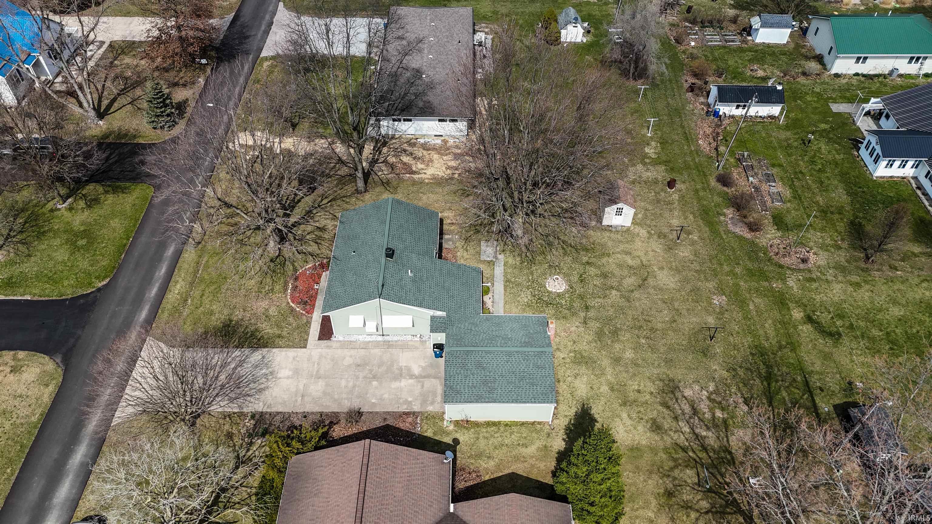 117 Central Avenue Monroeville, IN 46773 - Photo 32 of 35