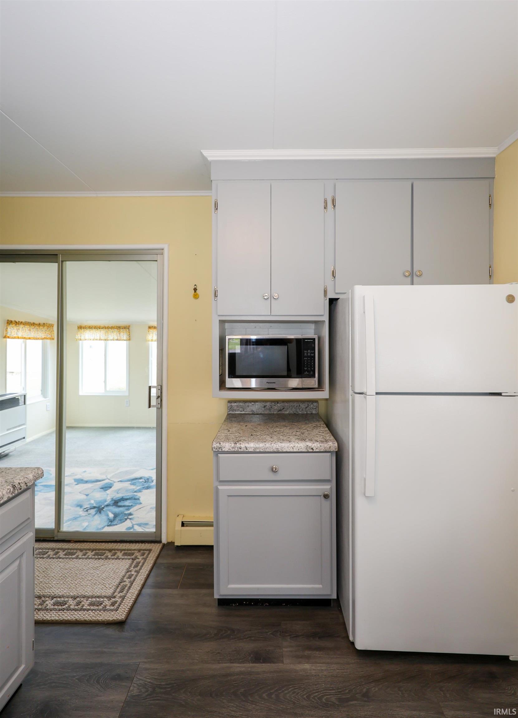 117 Central Avenue Monroeville, IN 46773 - Photo 10 of 35