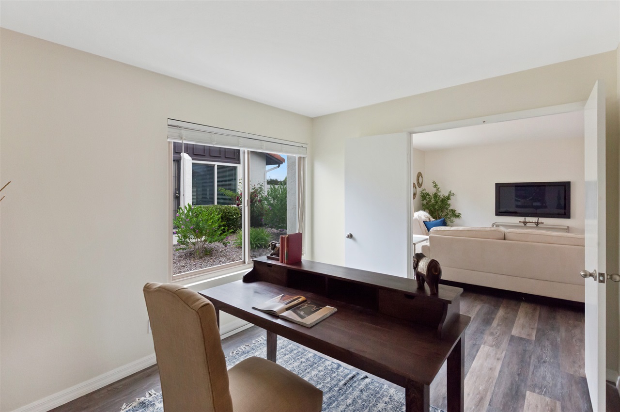 208 Summerside Lane Encinitas, CA 92024 - Photo 11 of 25 Gallery Image 11