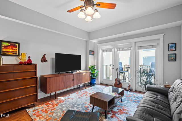 $338,000 | 222 Glenwood Avenue, Unit 212, Raleigh, NC 27603