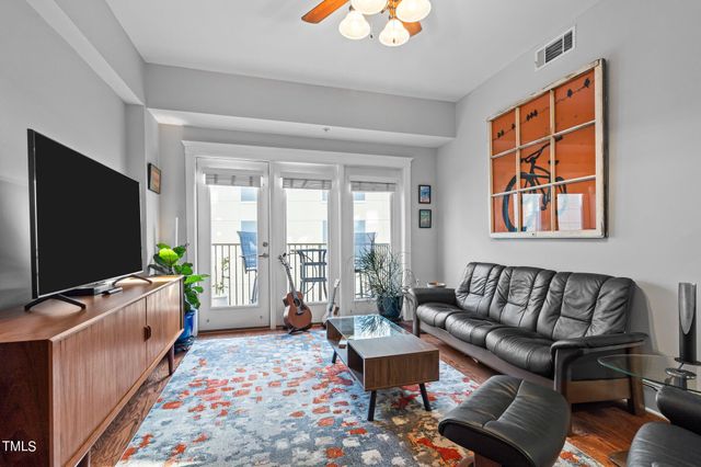 $338,000 | 222 Glenwood Avenue, Unit 212, Raleigh, NC 27603