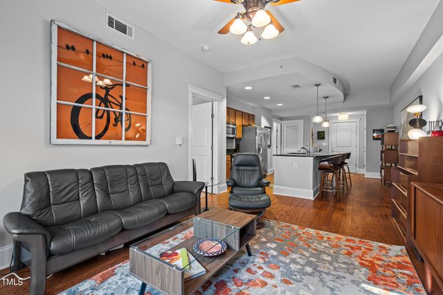 $338,000 | 222 Glenwood Avenue, Unit 212, Raleigh, NC 27603