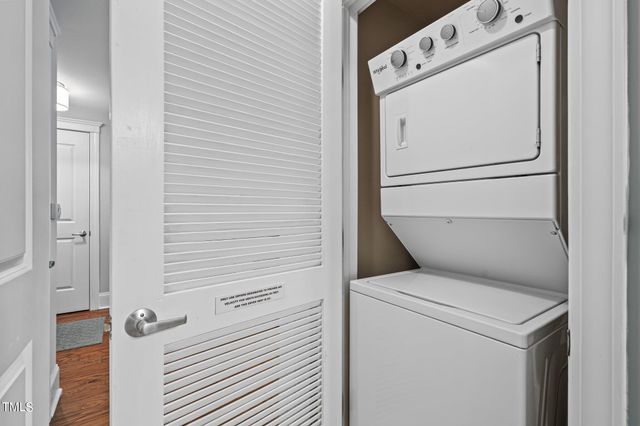 $338,000 | 222 Glenwood Avenue, Unit 212, Raleigh, NC 27603