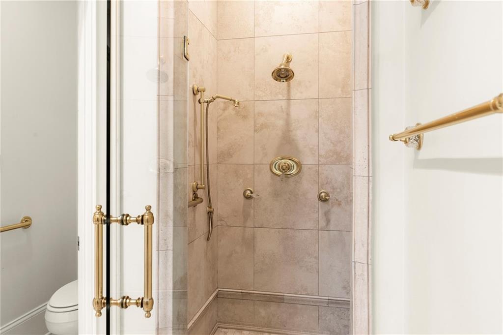 3657 Peachtree Road Northeast, Unit 8A Atlanta, GA 30319 - Photo 27 of 55