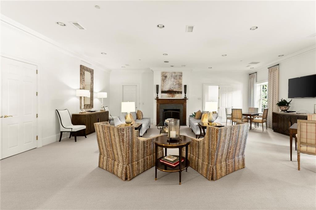 3657 Peachtree Road Northeast, Unit 8A Atlanta, GA 30319 - Photo 43 of 55