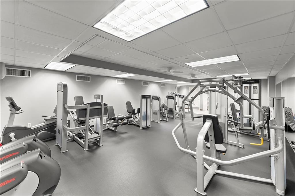 3657 Peachtree Road Northeast, Unit 8A Atlanta, GA 30319 - Photo 51 of 55