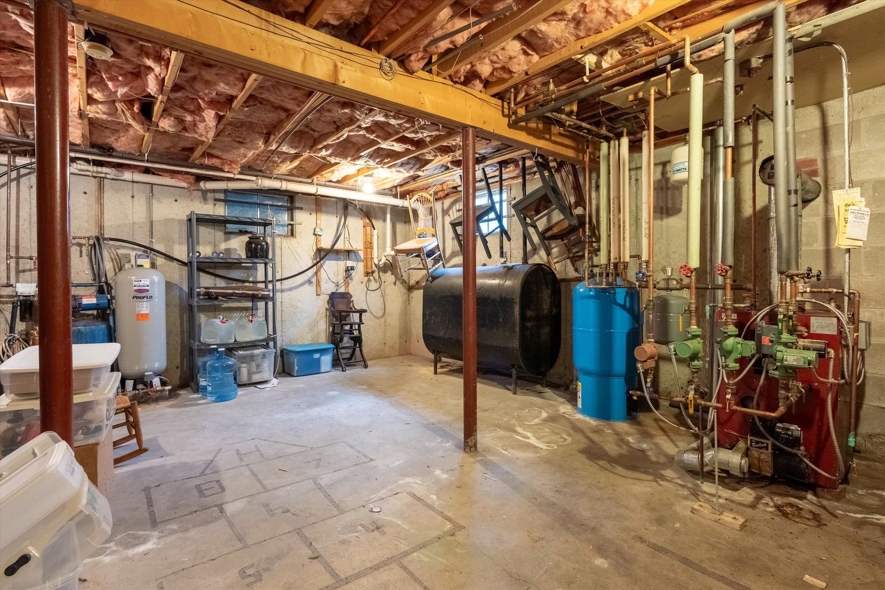 6 Raelynn Drive Derry, NH 03038 - Photo 25 of 40