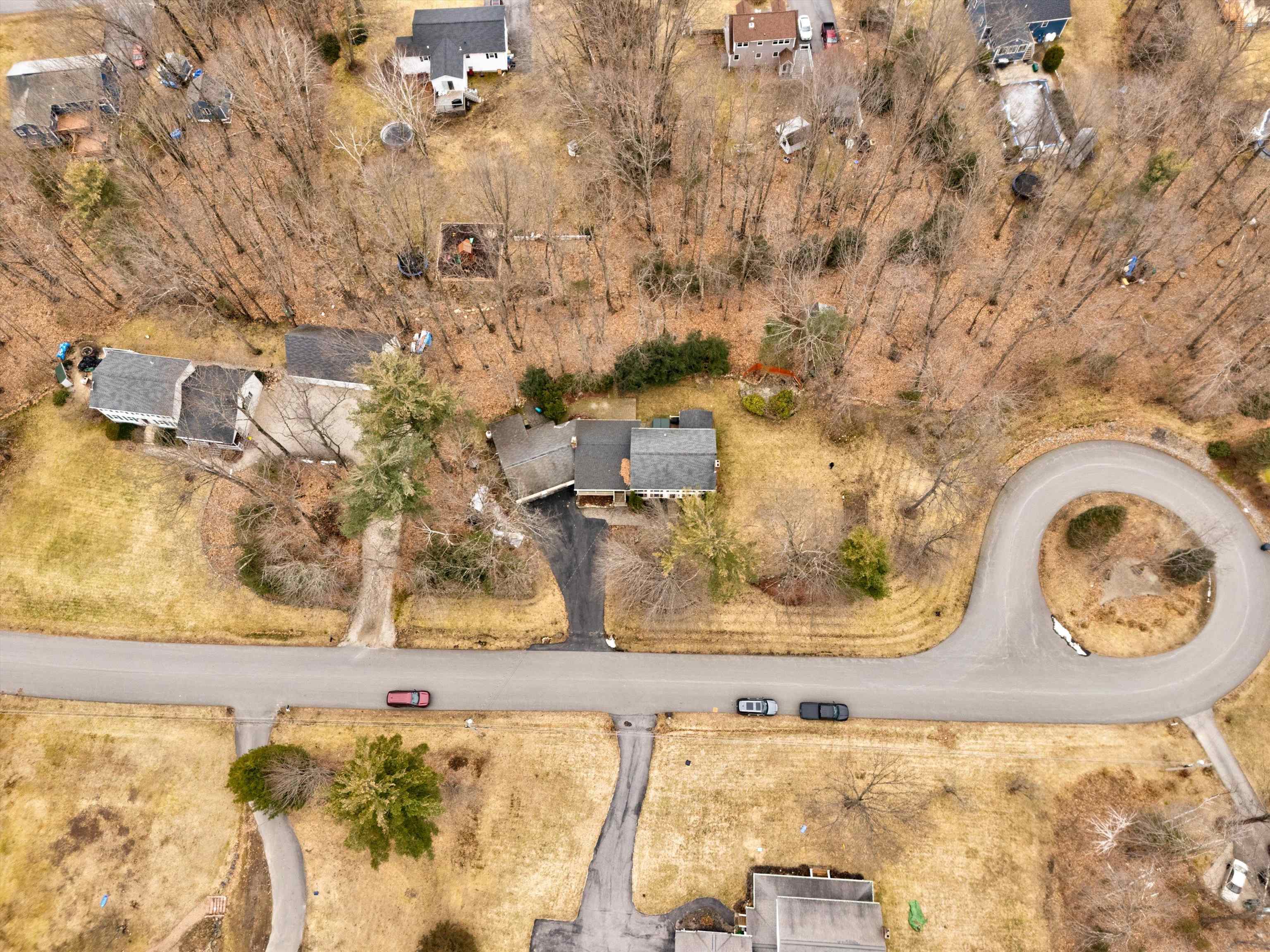 6 Raelynn Drive Derry, NH 03038 - Photo 35 of 40