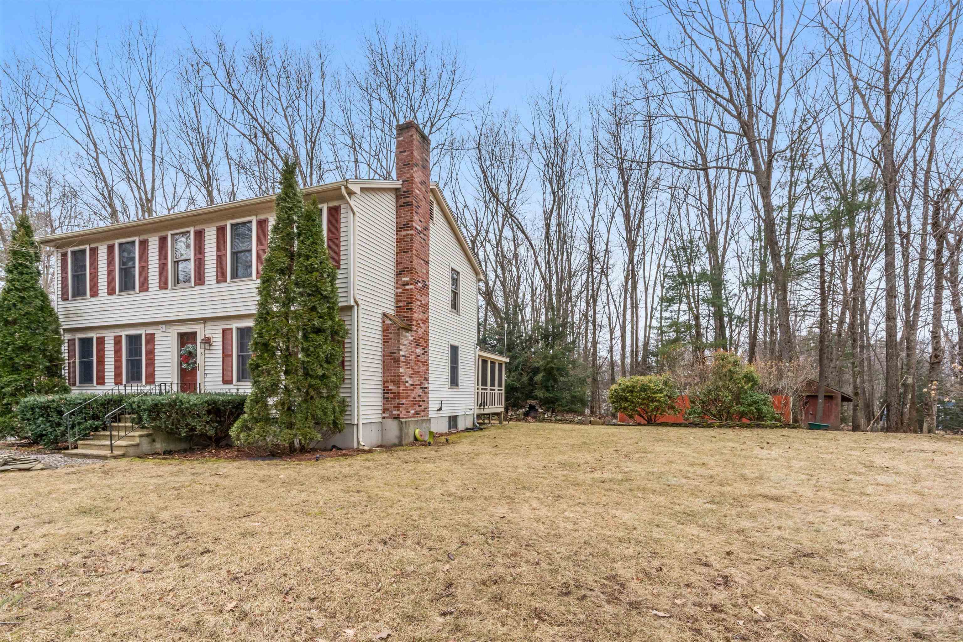 6 Raelynn Drive Derry, NH 03038 - Photo 37 of 40