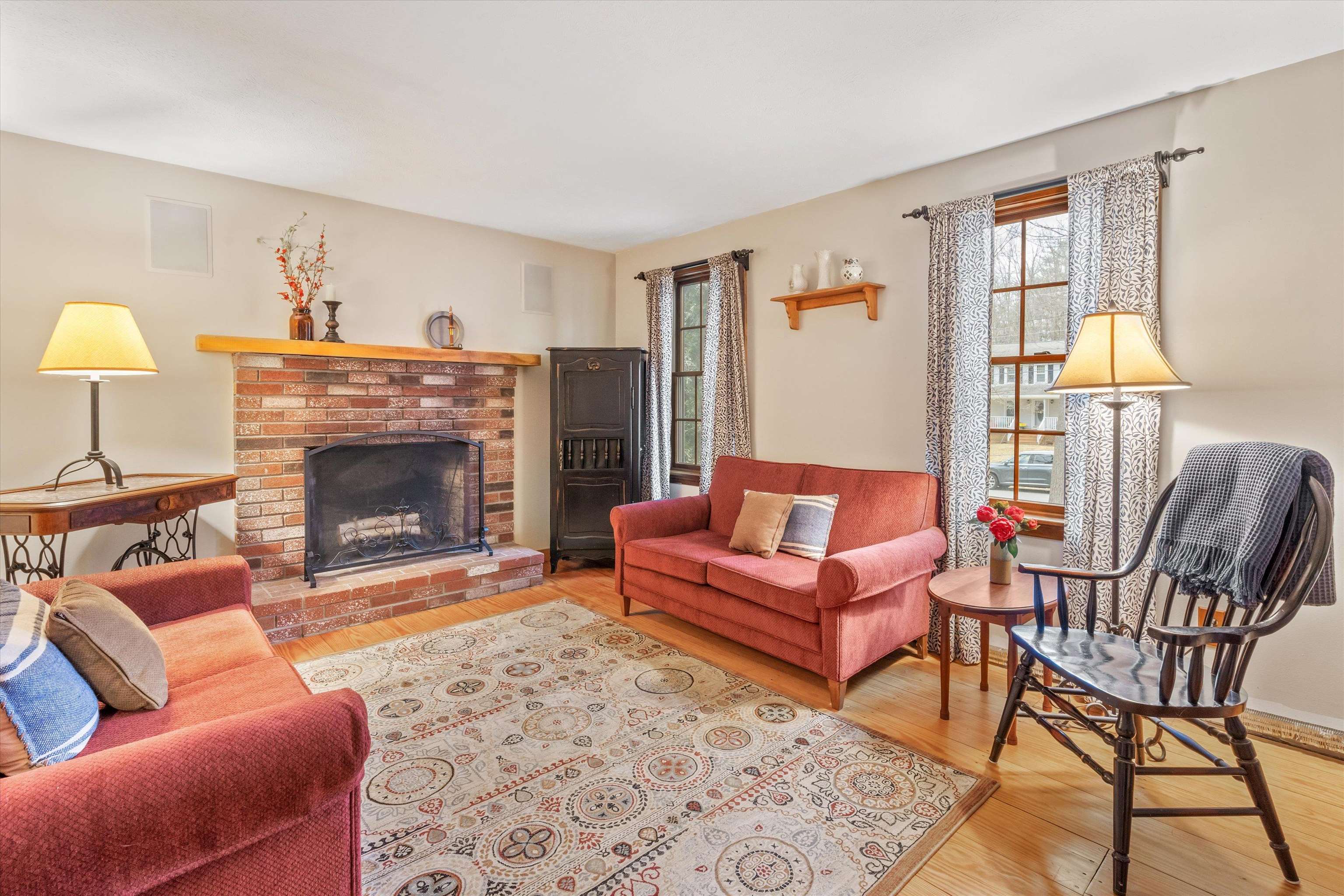 6 Raelynn Drive Derry, NH 03038 - Photo 7 of 40