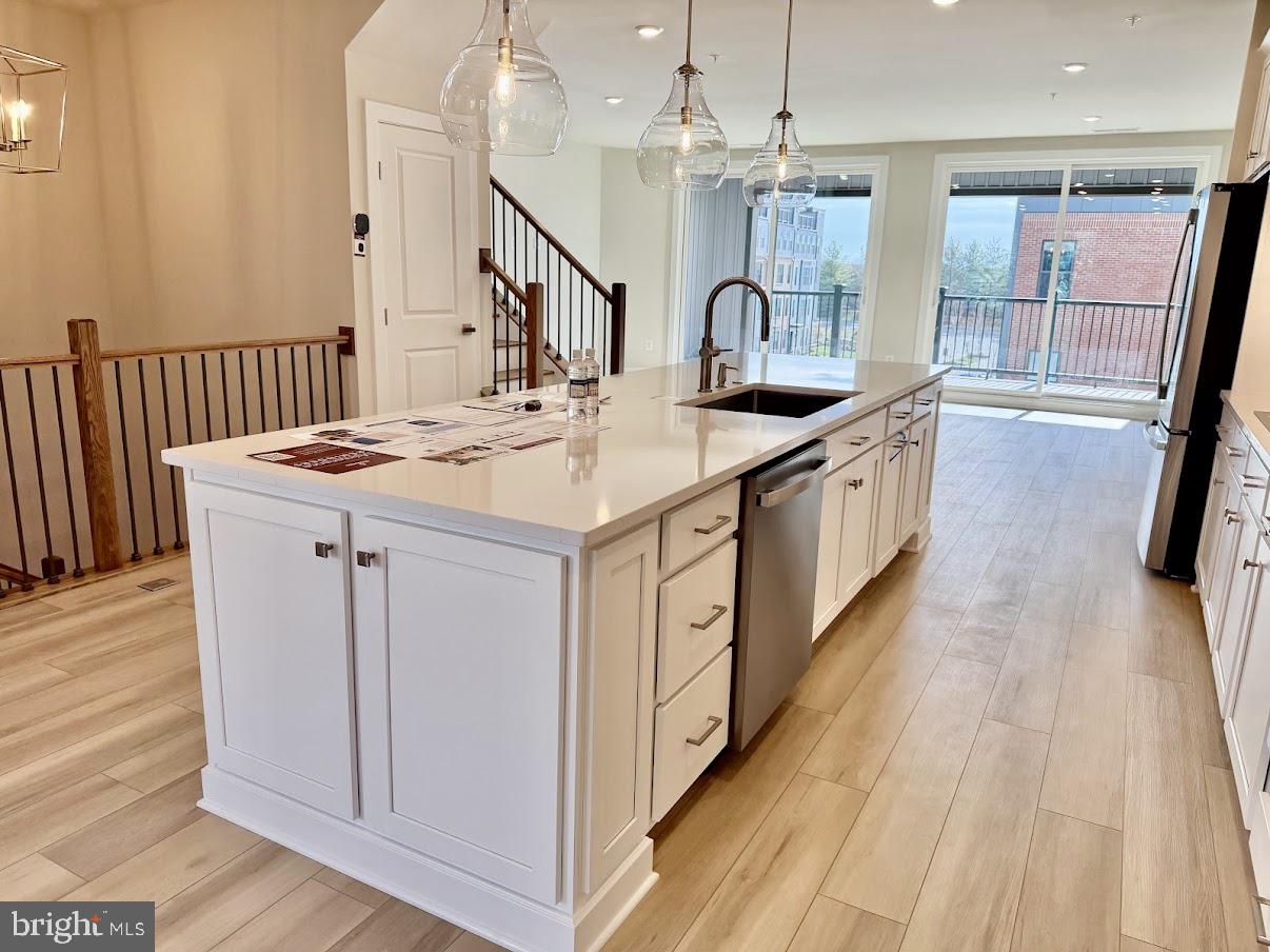 21829 Express Terrace Ashburn, VA 20147 - Photo 9 of 32