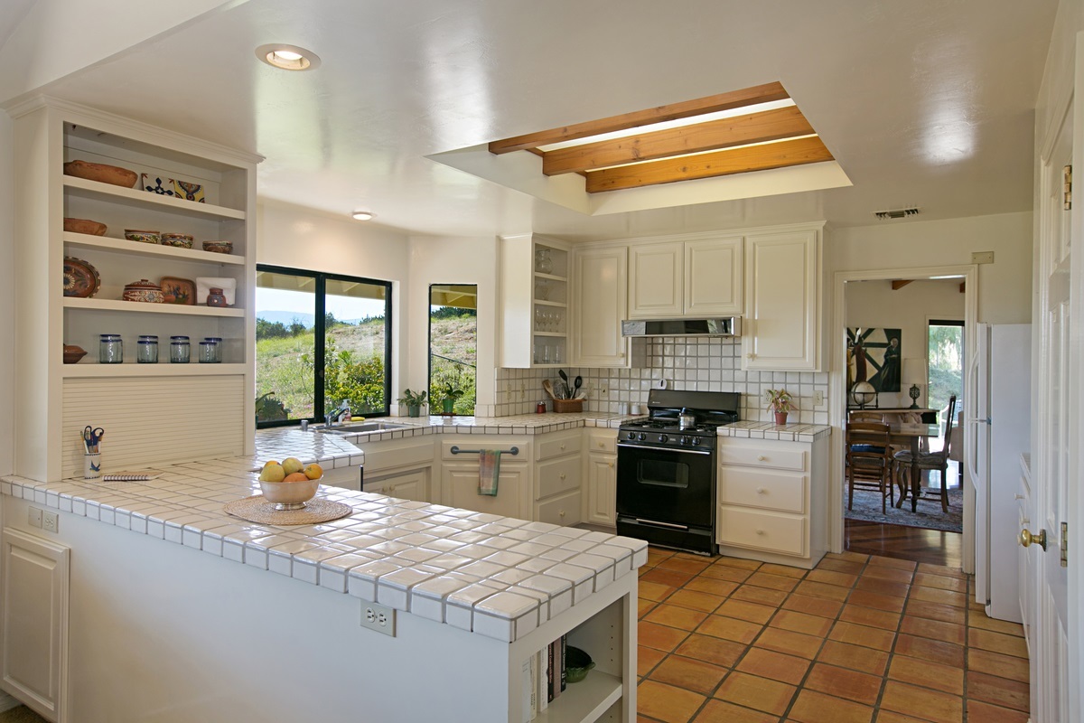 2376 Winter Haven Road Fallbrook, CA 92028 - Photo 13 of 25 Gallery Image 13