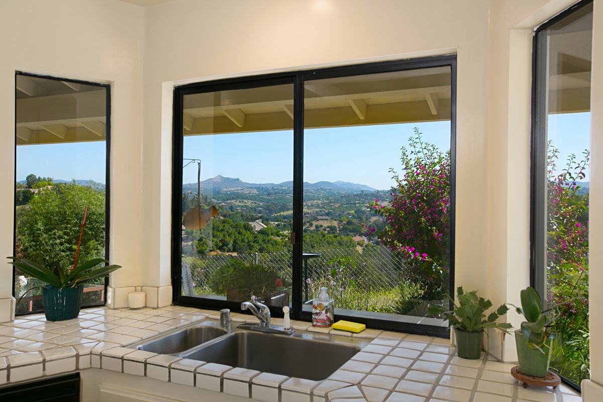 2376 Winter Haven Road Fallbrook, CA 92028 - Photo 15 of 25 Gallery Image 15