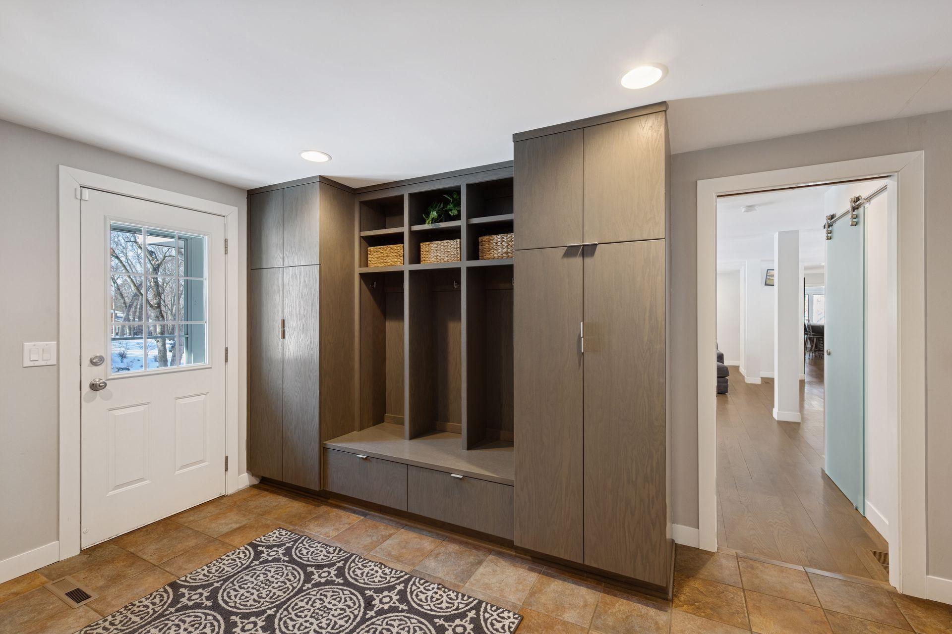 4360 Chimo East Deephaven, MN 55391 - Photo 11 of 33