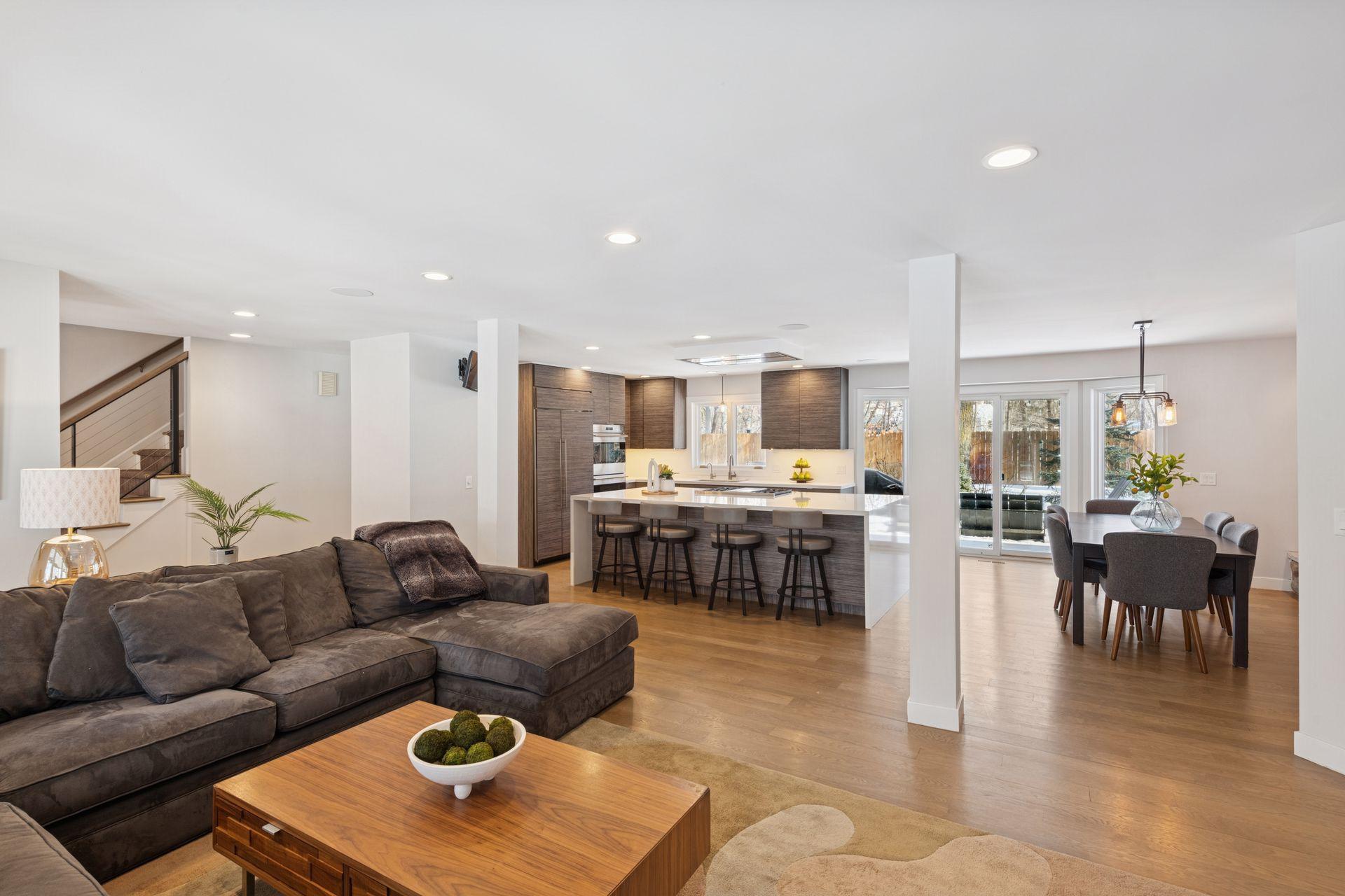 4360 Chimo East Deephaven, MN 55391 - Photo 2 of 33