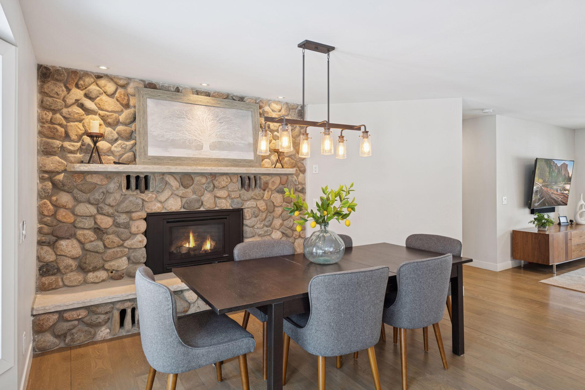 4360 Chimo East Deephaven, MN 55391 - Photo 6 of 33