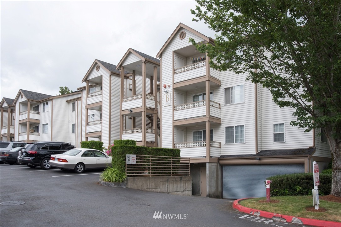 10824 Southeast 170th Street, Unit B207 Renton, WA 98055 - Photo 1 of 12 Gallery Image 1