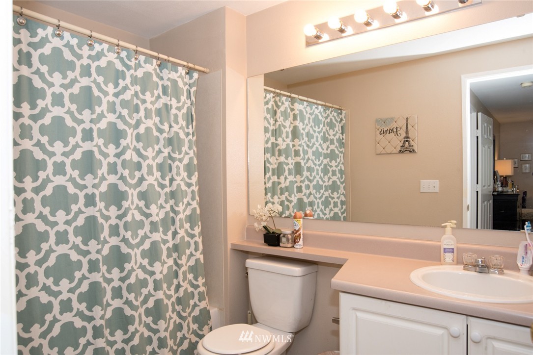 10824 Southeast 170th Street, Unit B207 Renton, WA 98055 - Photo 12 of 12 Gallery Image 12