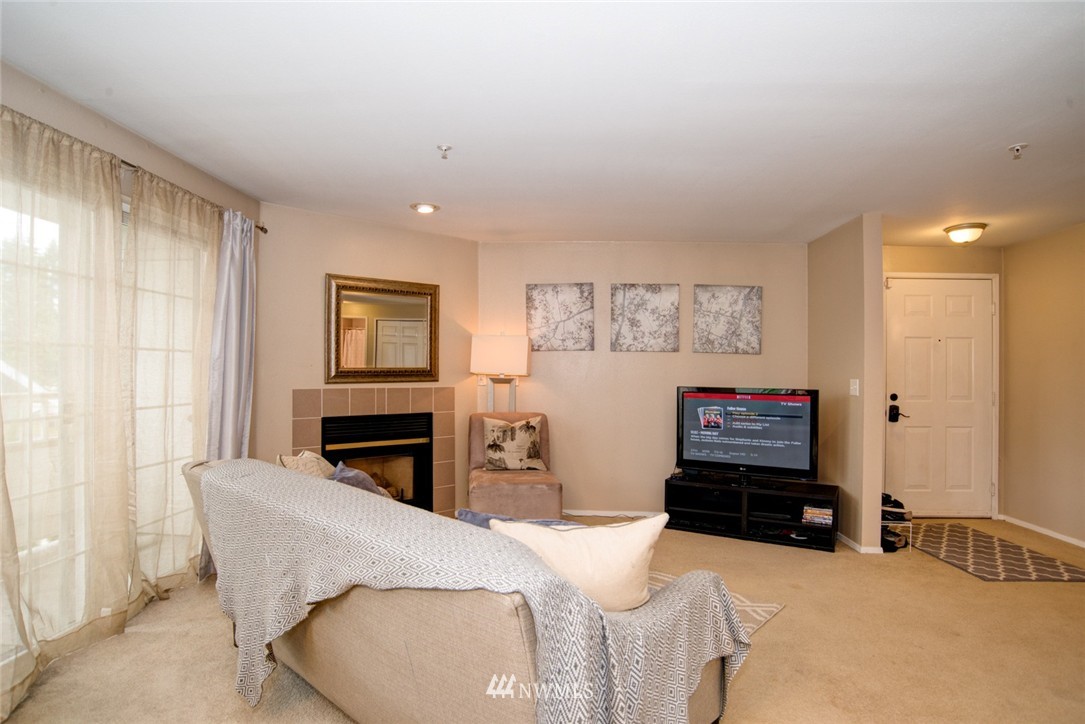 10824 Southeast 170th Street, Unit B207 Renton, WA 98055 - Photo 7 of 12 Gallery Image 7