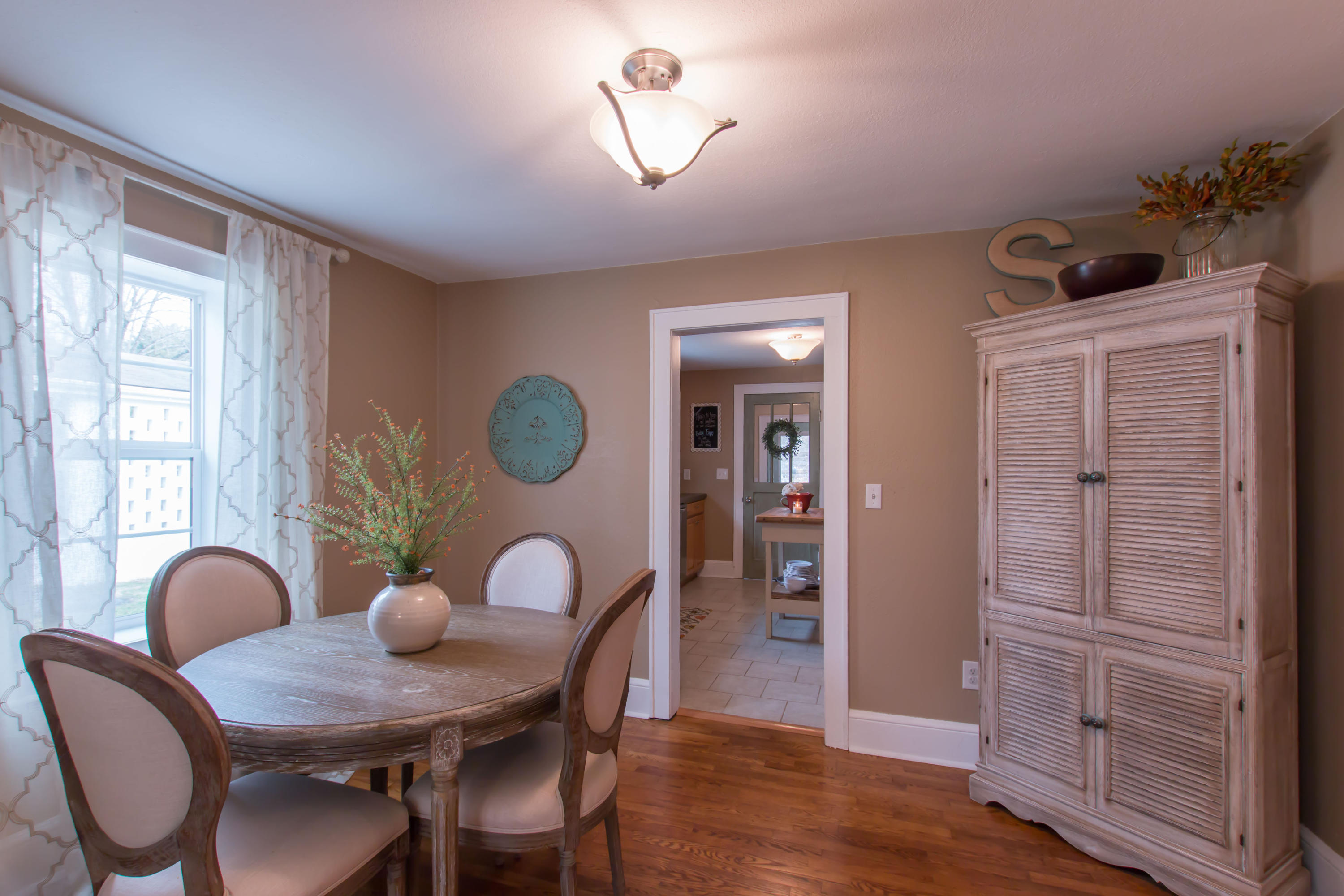 117 Crossway Road Bristol, VA 24201 - Photo 20 of 36 Crossway-27