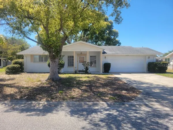 $1,595 | 10329 Castalie Drive, Port Richey, FL 34668