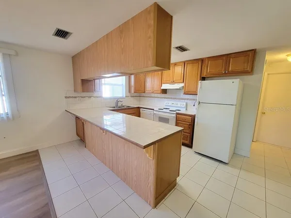 $1,595 | 10329 Castalie Drive, Port Richey, FL 34668