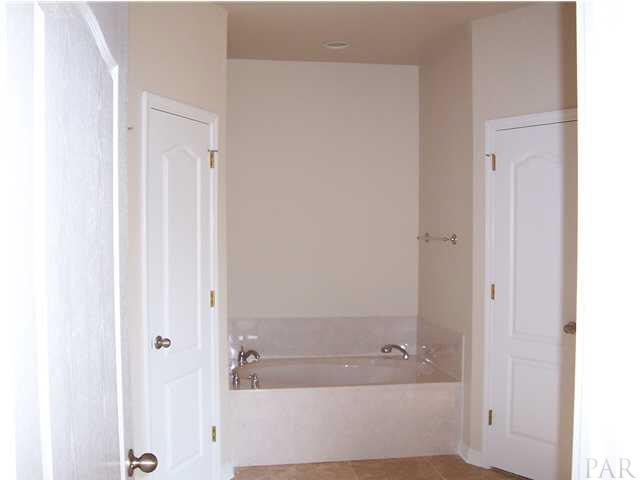 7393 Old Bay Pointe Road Milton, FL 32583 - Photo 14 of 19 Gallery Image 14