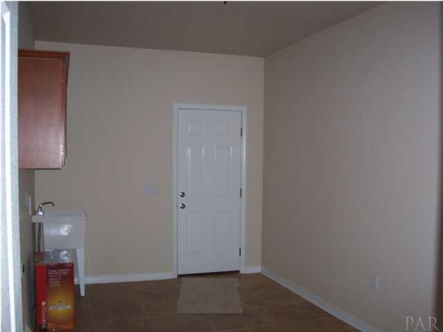 7393 Old Bay Pointe Road Milton, FL 32583 - Photo 9 of 19 Gallery Image 9