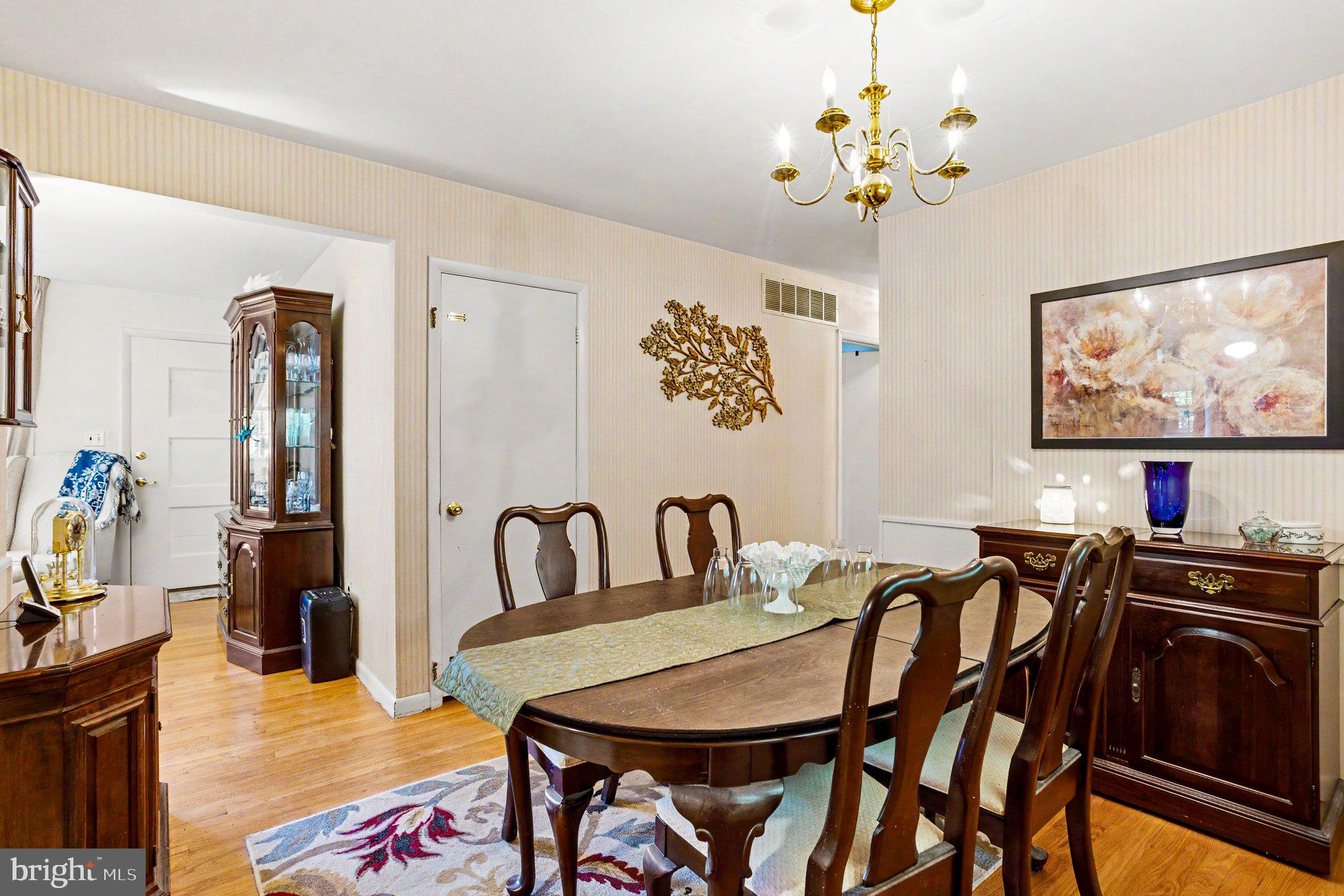 2604 Cub Hill Road Baltimore, MD 21234 - Photo 7 of 24