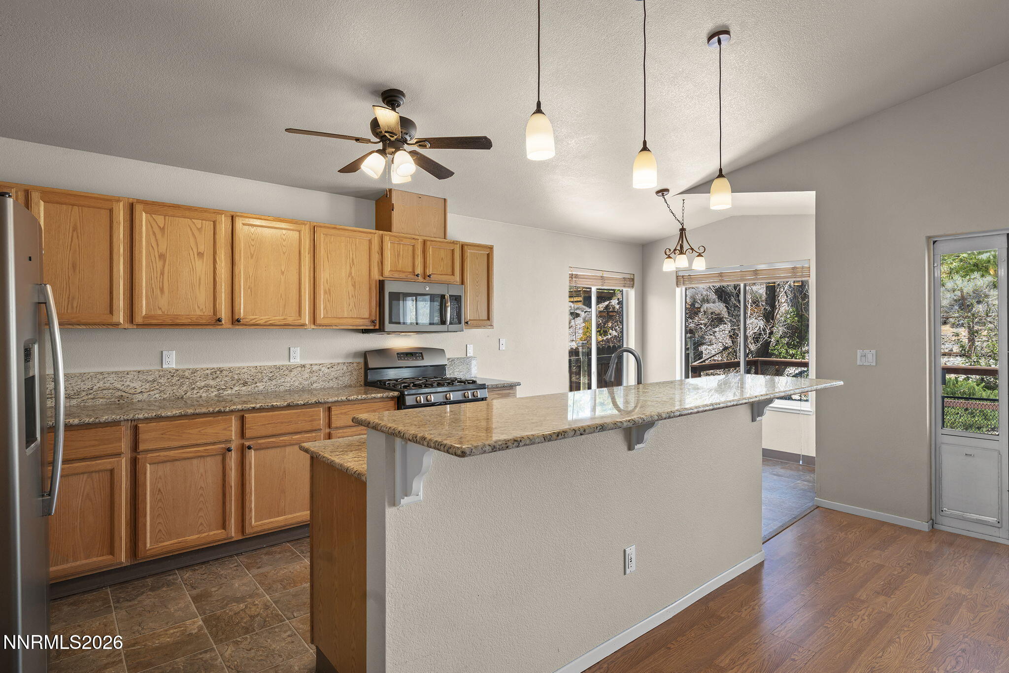 889 South University Park Loop Reno, NV 89512 - Photo 13 of 37 13-web-or-mls-_DSC6019