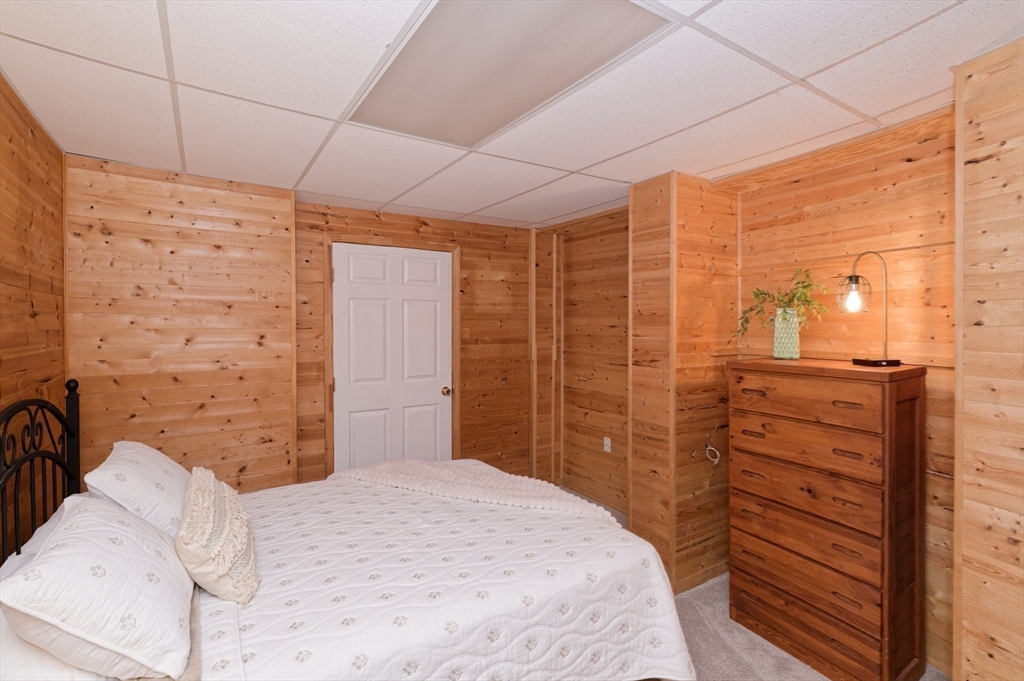 101 Hunter Road Uxbridge, MA 01569 - Photo 32 of 42 Gallery Image 32