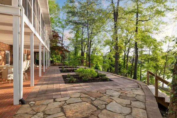 $629,000 | 100 Woodrun Circle, Middleton, TN 38052