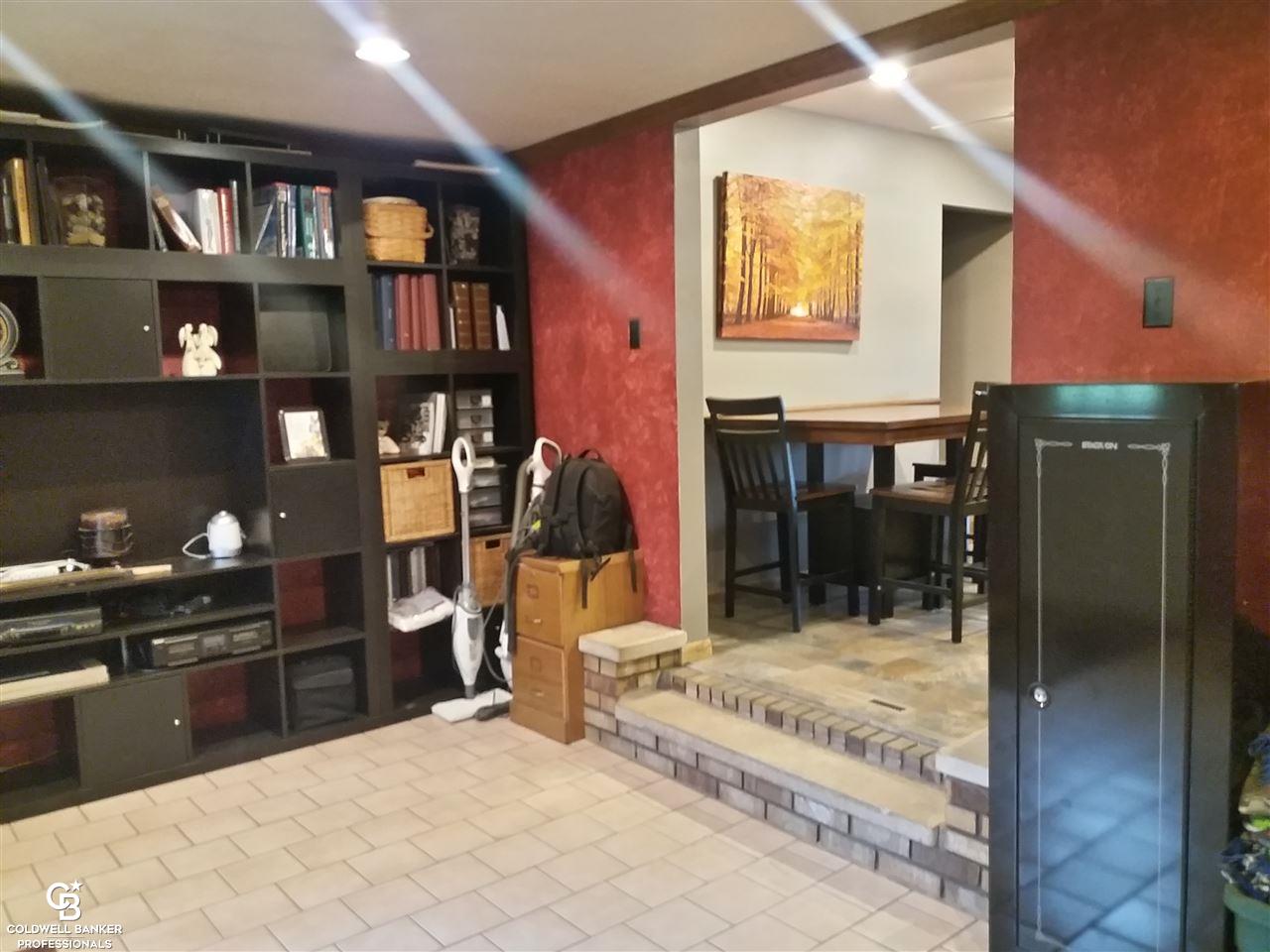 2036 Bauman Road Columbus, MI 48063 - Photo 15 of 26 31332124-14.JPG