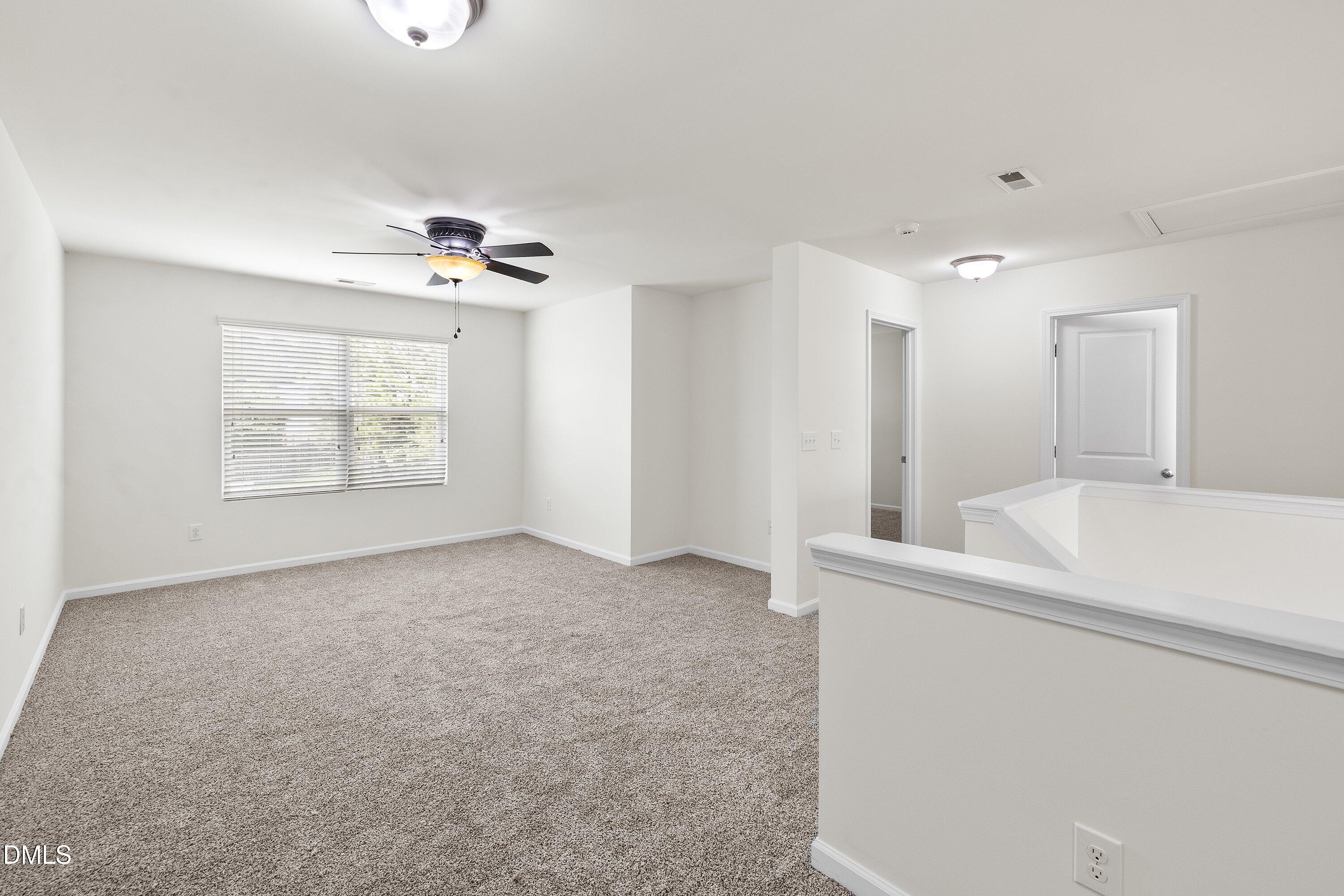 103 Thorngate Road Durham, NC 27703 - Photo 27 of 50 38-103 Thorngate Rd_7422