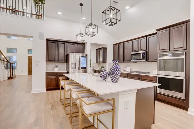 $550,000 | 13214 Westmont Heights Lane, Houston, TX 77044