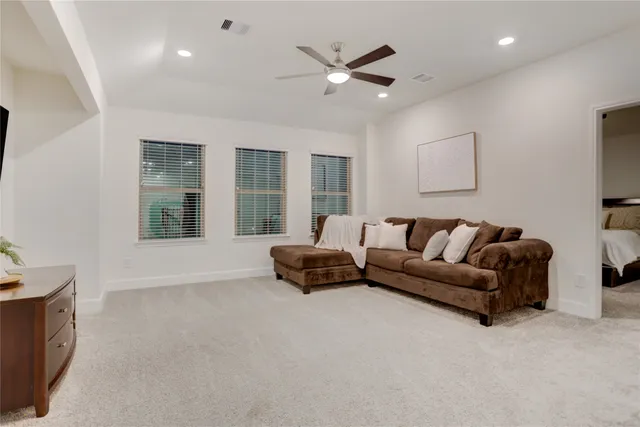 $550,000 | 13214 Westmont Heights Lane, Houston, TX 77044