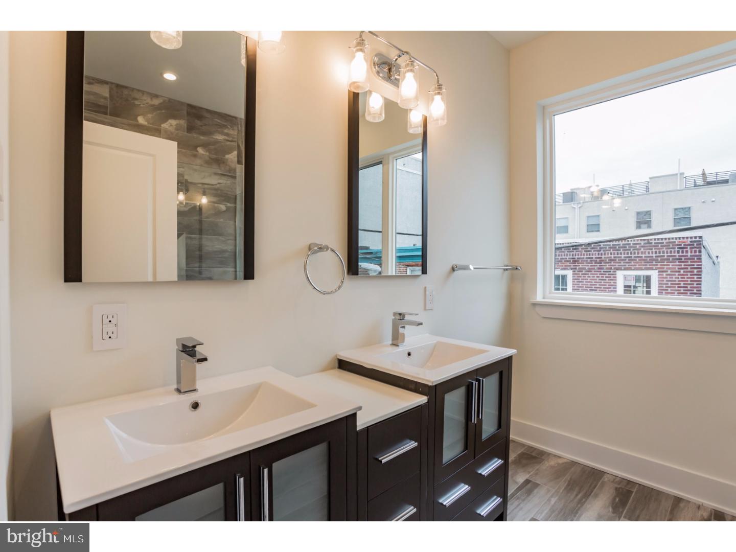 1022 South 2nd Street, Unit 2 Philadelphia, PA 19147 - Photo 10 of 19