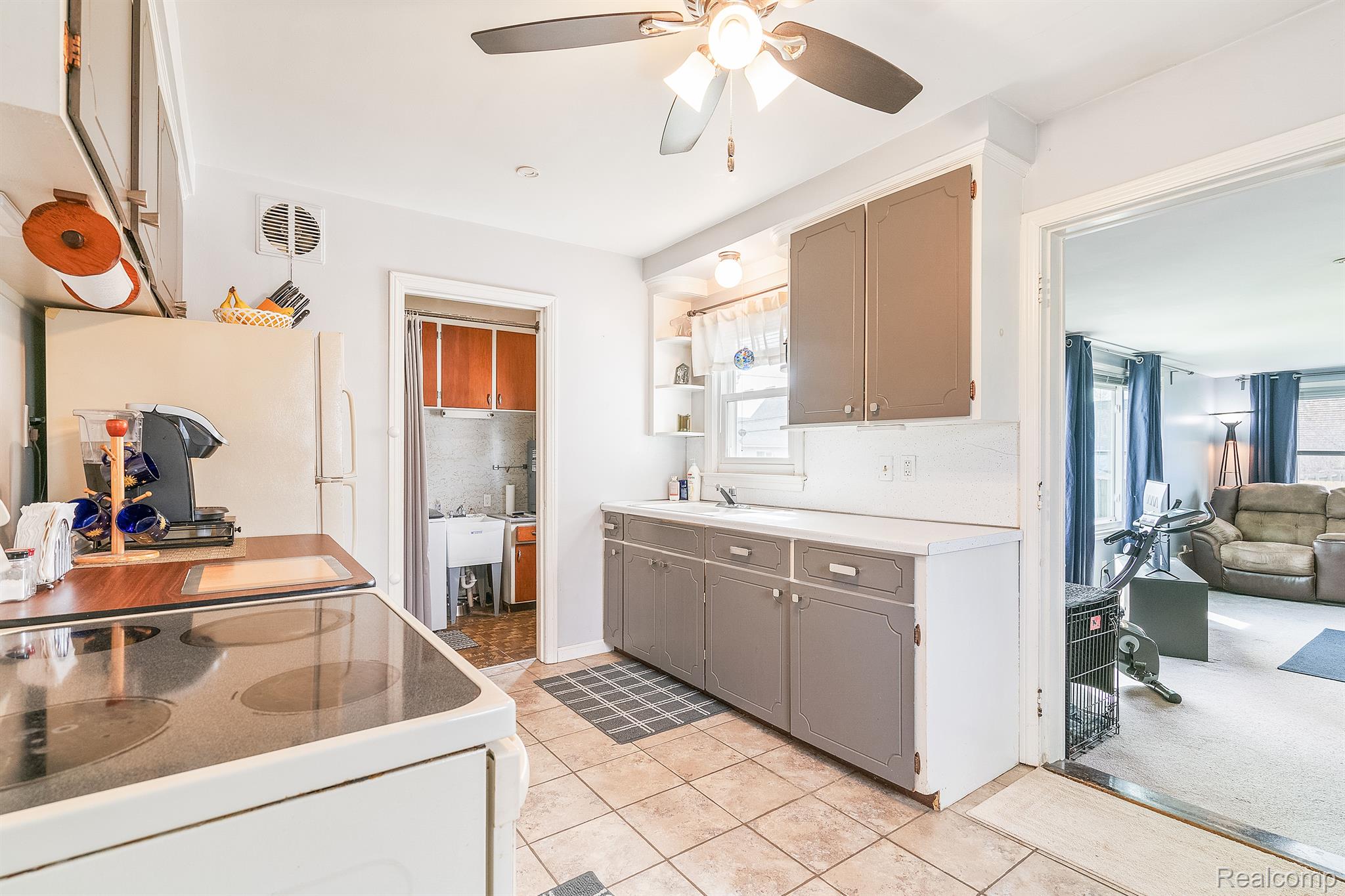 37237 Willow Road New Boston, MI 48164 - Photo 9 of 30 Gallery Image 9