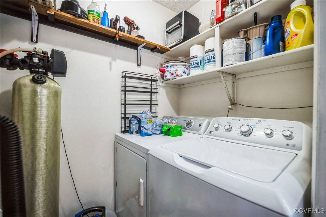 1235 Ridgeview Road Reva, VA 22735 - Photo 15 of 33 Laundry area featuring independent washer and drye