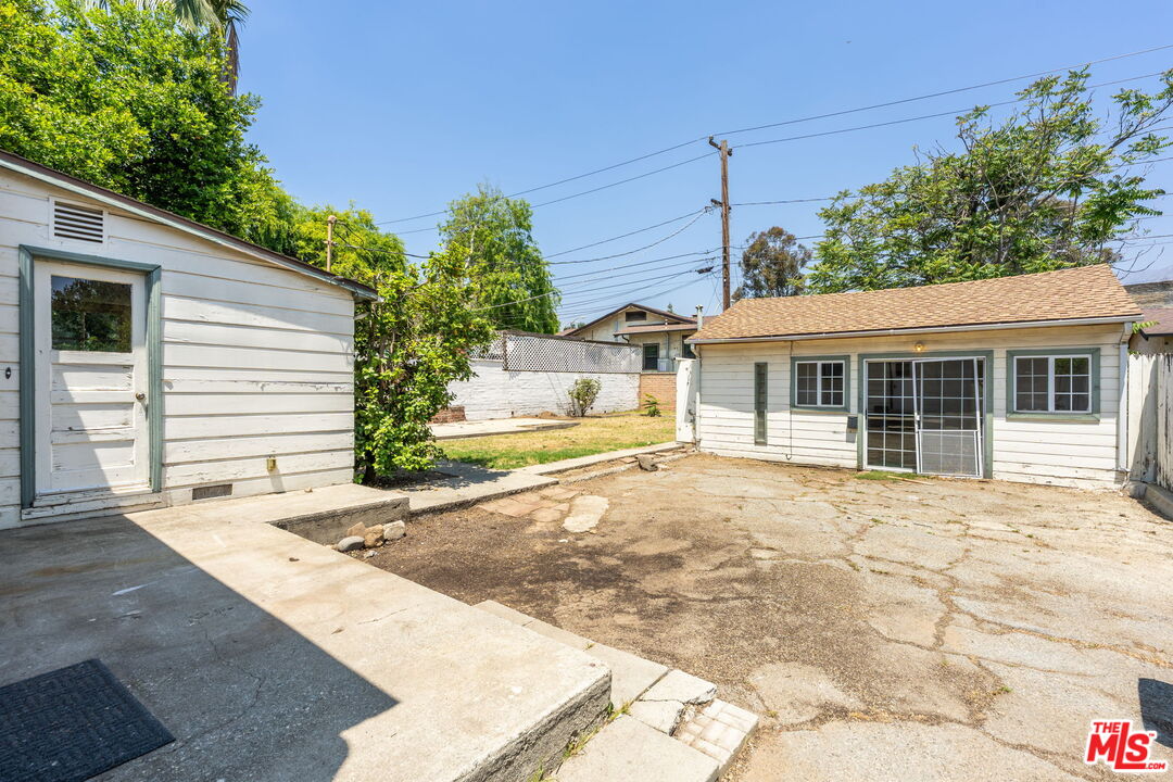 2797 Mataro Street Pasadena, CA 91107 - Photo 25 of 35