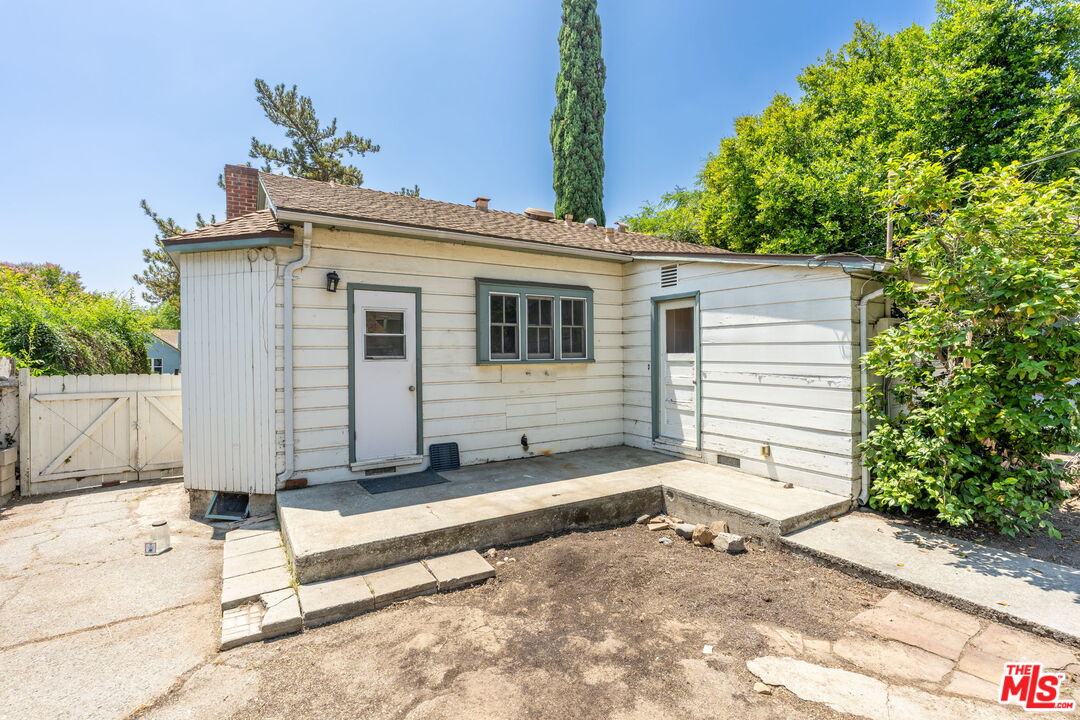 2797 Mataro Street Pasadena, CA 91107 - Photo 26 of 35