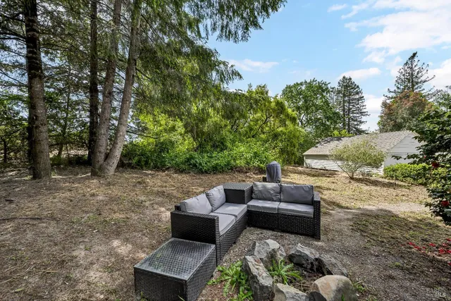 $1,399,000 | 1466 Cooper Road, Sebastopol, CA 95472