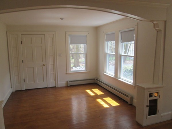 48 Dufton Road Andover, MA 01810 - Photo 3 of 12 Gallery Image 3
