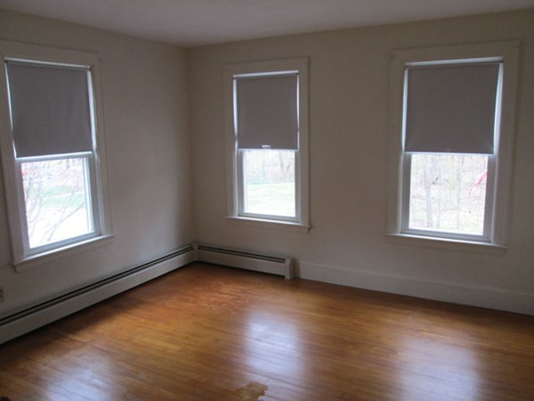 48 Dufton Road Andover, MA 01810 - Photo 7 of 12 Gallery Image 7