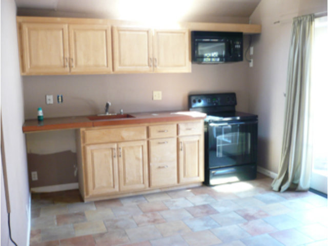439 Roxas Street Santa Cruz, CA 95062 - Photo 13 of 15 Gallery Image 13