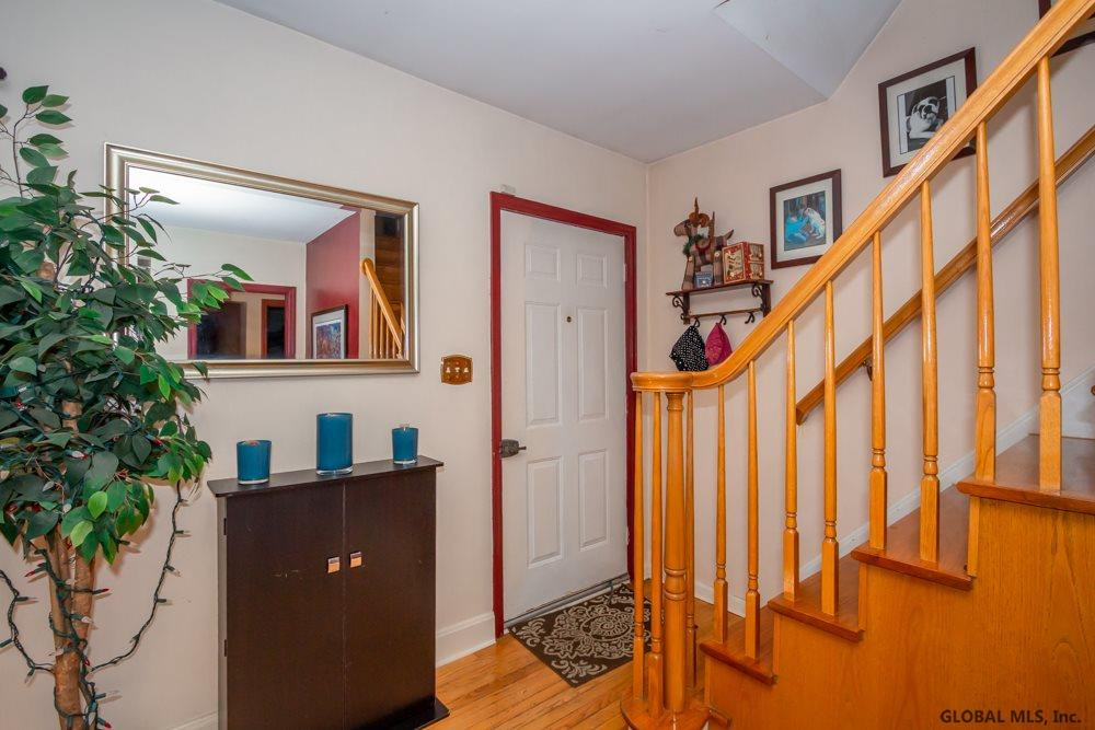 170 Manchester Road Schenectady, NY 12304 - Photo 9 of 30 Photo 9