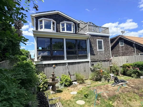 $1,700,000 | 118 Bayview Walk, Ocean Beach, NY 11770