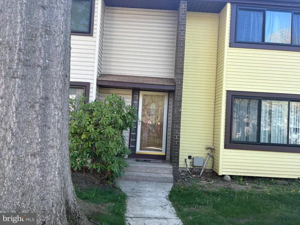 $385,000 | 469 Livingston Drive, Hightstown, NJ 08520