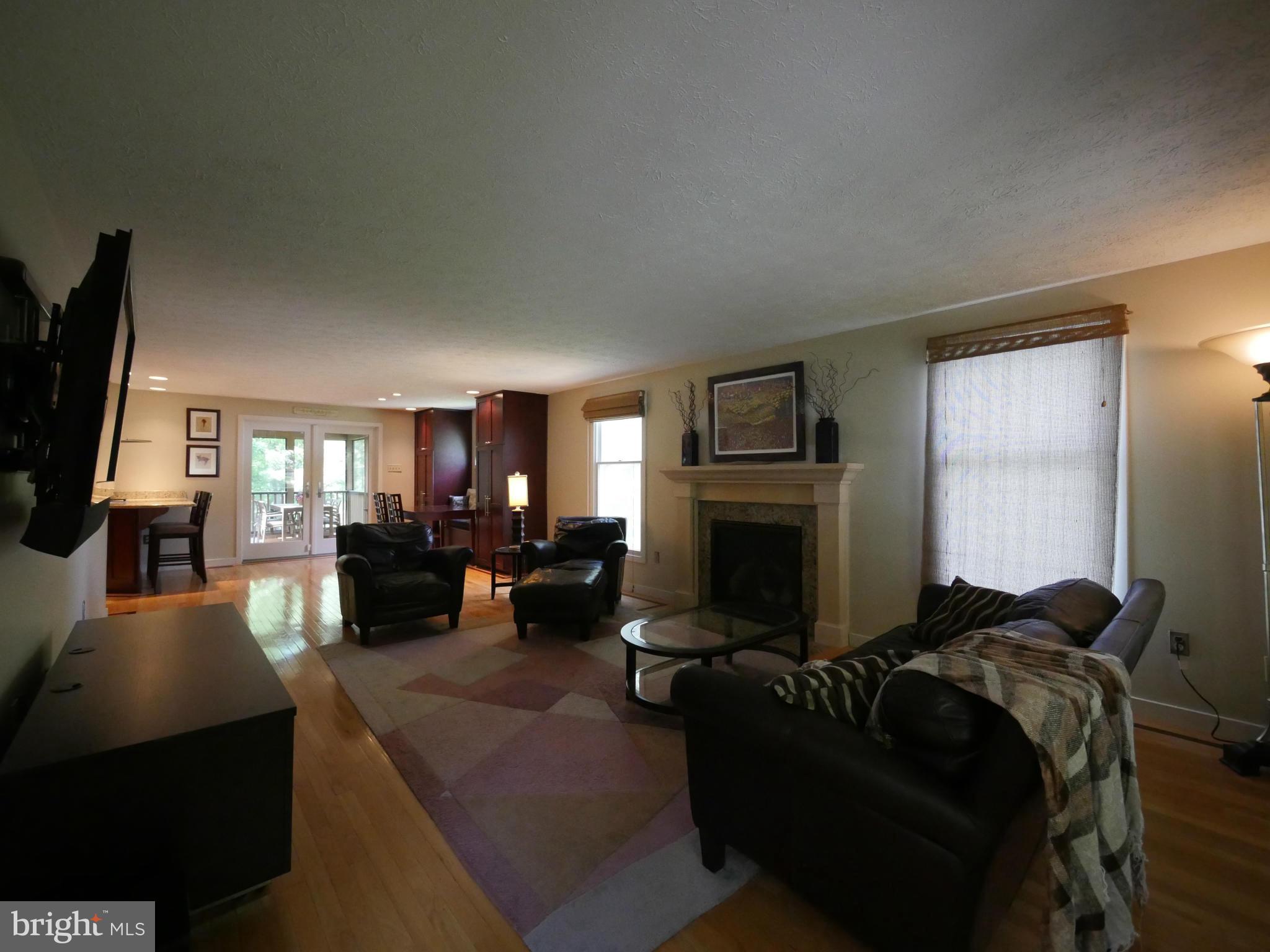 7360 Kindler Road Columbia, MD 21046 - Photo 9 of 30 Family Room w/ hardwood floors